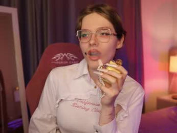 angee_ webcam model stream image