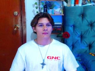 Erick Lion webcam model stream image