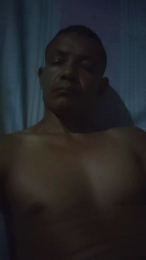 Gata_y_gato webcam model stream image