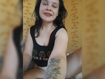 SweetPiggy webcam model stream image