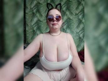 _-Bulochka-_ webcam model stream image