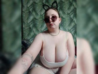 _-Bulochka-_ webcam model stream image