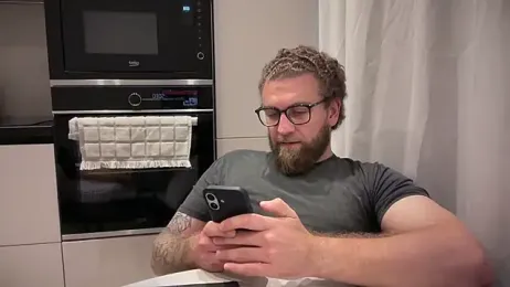 Bear_bear_ webcam model stream image