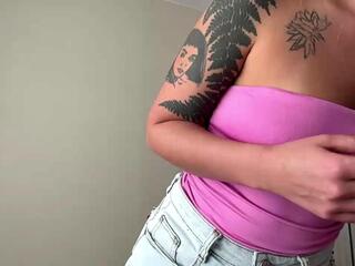Katina Feather webcam model stream image