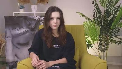 CorrieCrewe webcam model stream image