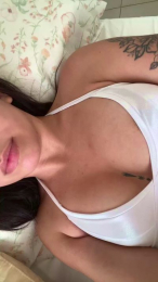 Lolaarg webcam model stream image