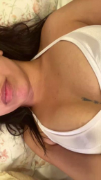 Lolaarg webcam model stream image