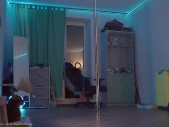 glorikitty webcam model stream image