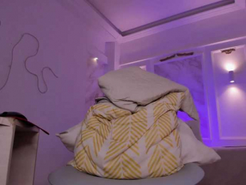 Pamela-78 webcam model stream image