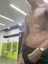 Luck__090 webcam stripchat model stream image