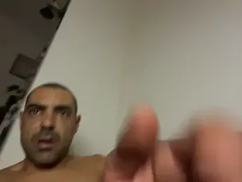 alibi_room webcam stripchat model stream image