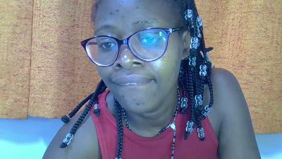 sweet_zarah webcam model stream image