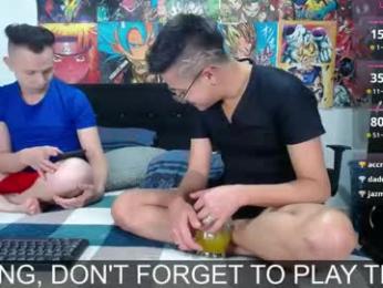 neithan_and_scott_ webcam model stream image