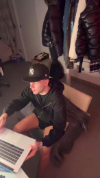 Plewus99 webcam cam4 model stream image