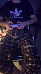 Plewus99 webcam model stream image