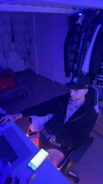 Plewus99 webcam cam4 model stream image