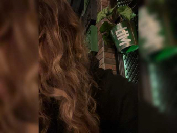 Chikipikin webcam model stream image