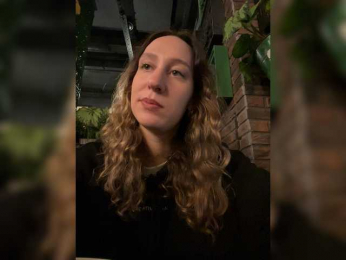 Chikipikin webcam model stream image