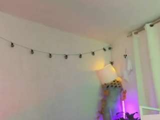 elissecinnamon webcam model stream image