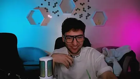 travis_wolf_ webcam model stream image