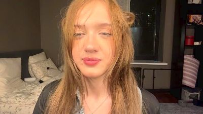 SharriPlanck webcam model stream image
