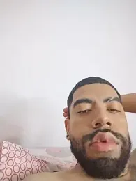 Aroon_Stonne webcam model stream image