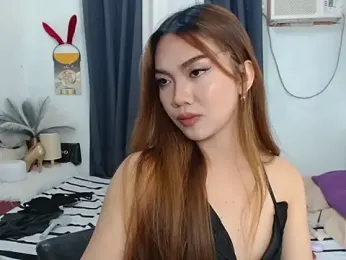 Maxinerein webcam stripchat model stream image
