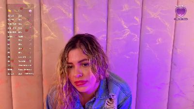 JulieDeep_ webcam cam4 model stream image