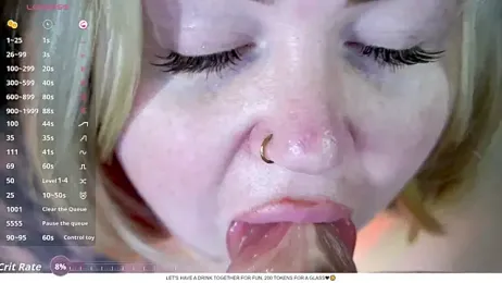 ZaraReignn webcam model stream image