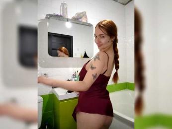 LeonaFox webcam model stream image