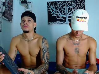 Adam & Pitter webcam model stream image