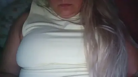 meganaughtycouple25 webcam model stream image