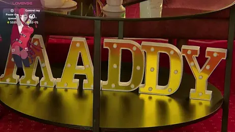 MaddyHeart webcam model stream image