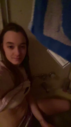 Crazycatlover67 webcam model stream image