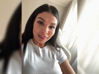 Marisaaa webcam model stream image