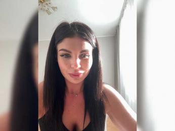 Marisaaa webcam model stream image