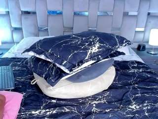 cammiila webcam camsoda model stream image