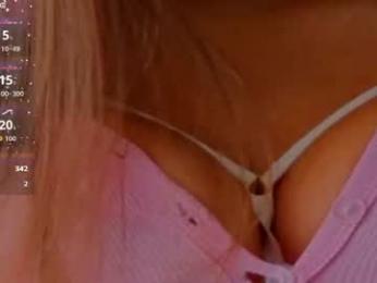 evapuff webcam model stream image