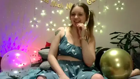 MichelleVibes18 webcam model stream image