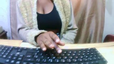 Manjakeli webcam model stream image