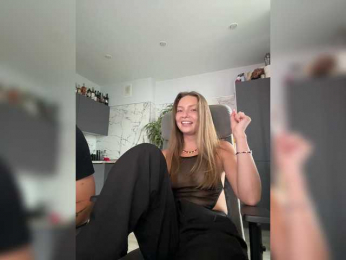 Tom-and-Jenny webcam model stream image