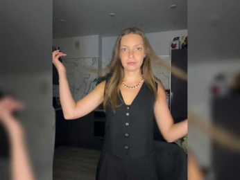 Tom-and-Jenny webcam model stream image