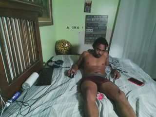 petetyn webcam model stream image