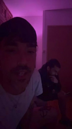 Alex_v22d webcam cam4 model stream image