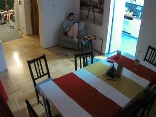 voyeurcam-julmodels-dining webcam model stream image