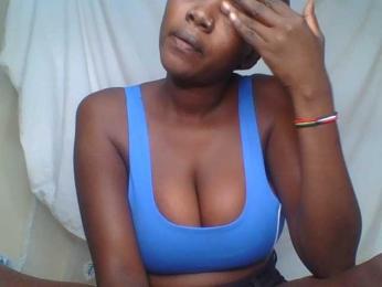 sweetlucy2 webcam bongacams model stream image