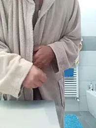 MATTIS11 webcam model stream image