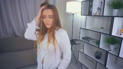 SeritaMccally webcam model stream image