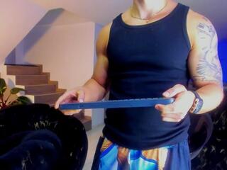 Lukas Greene webcam model stream image