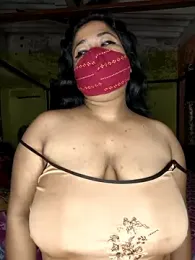 Smile-quien webcam stripchat model stream image